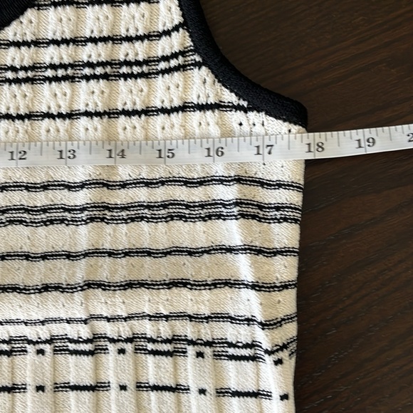 St. John Cardigan and Shell - Picture 9 of 14